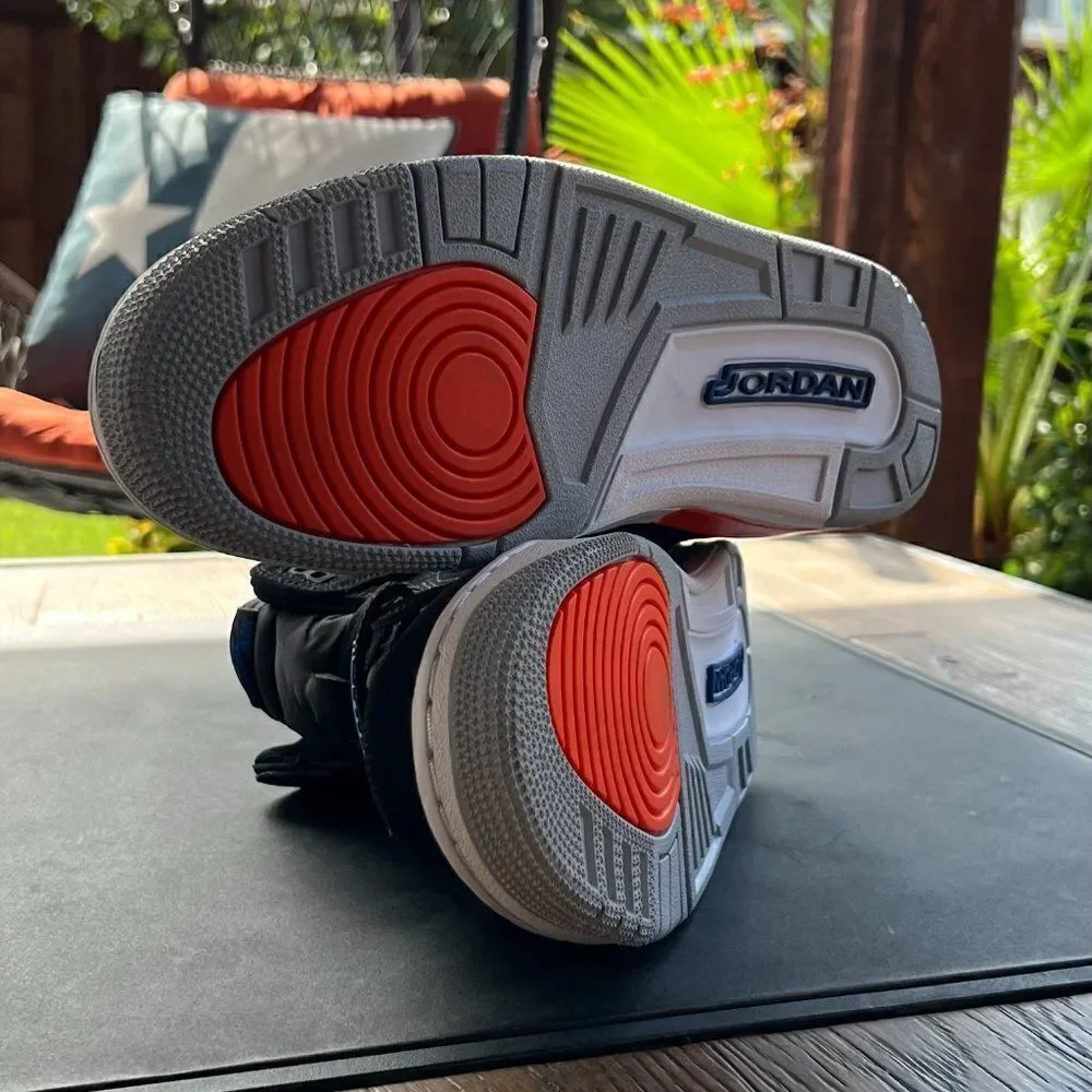 Air Jordan Legacy 312 'Knicks' (2018)